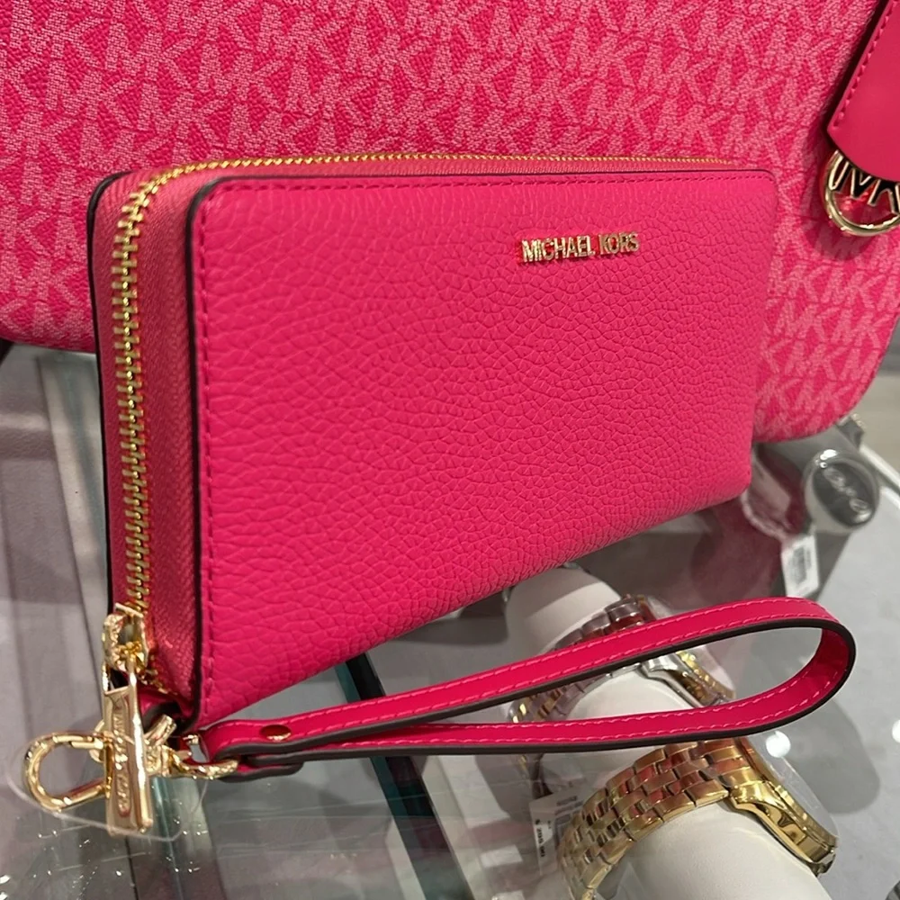 MICHAEL KORS Leather Continental Wristlet Phone Case Wallet Electric Pink NWT